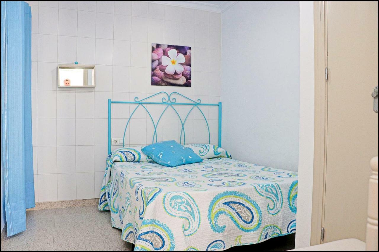 Apartamento luminoso con WiFi Conil De La Frontera Exterior foto